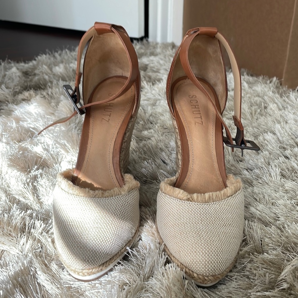 Schutz Wedges